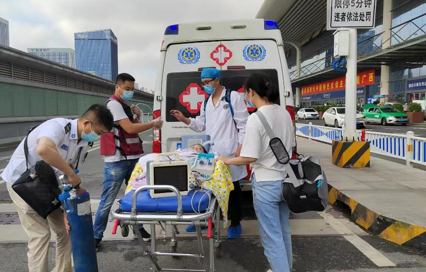 苍梧县救护车出租公司