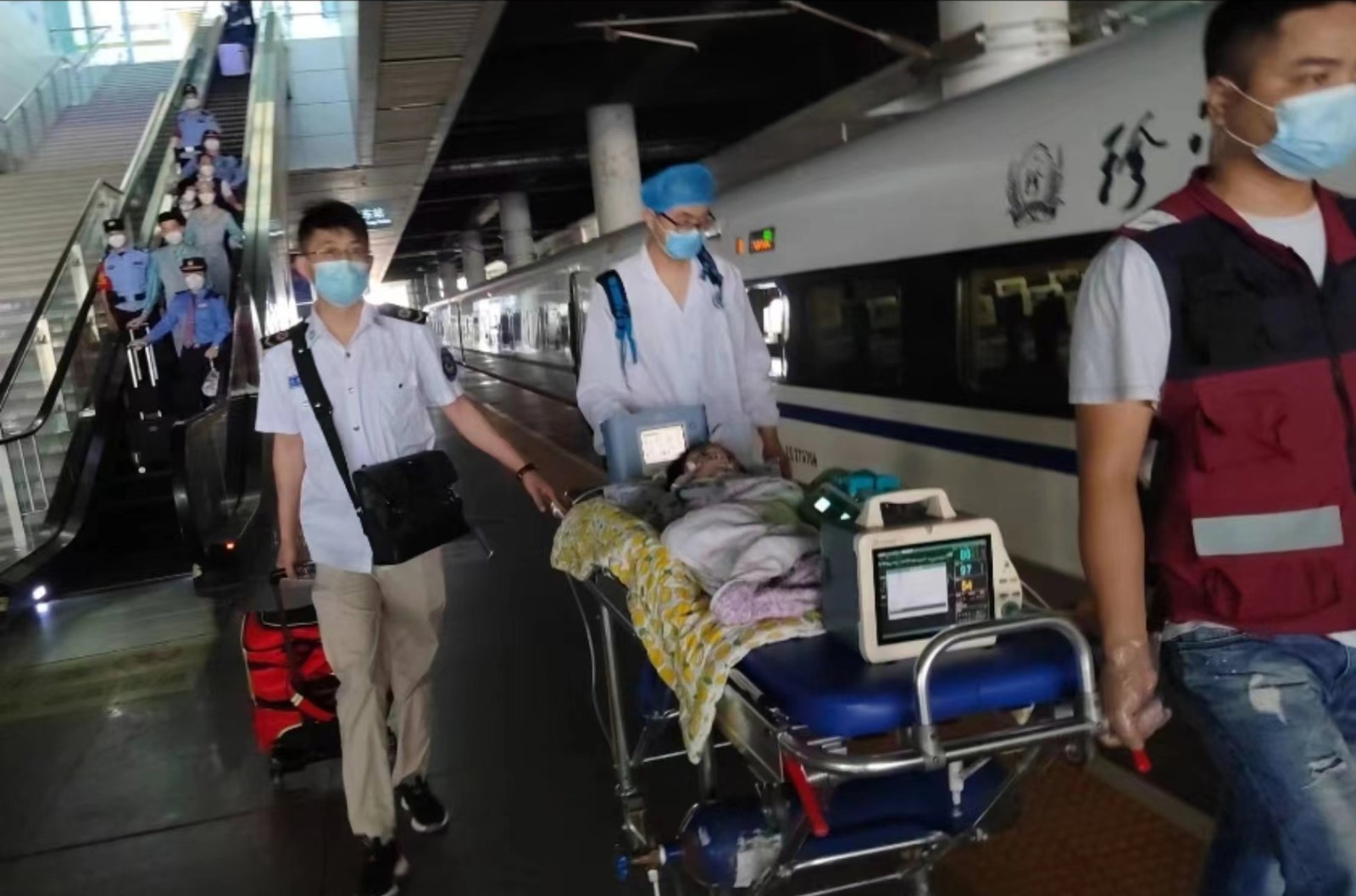 苍梧县高铁转运公司